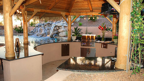 <span>Landscaping</span>Fireplaces, Fire Pits & Outdoor Kitchen